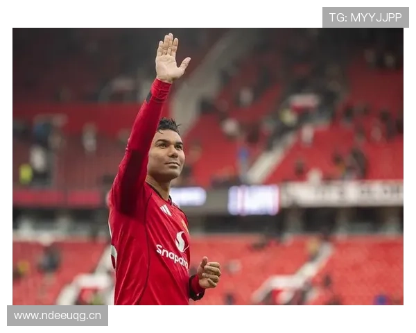 曼联重建反复，暴露长期战略缺失对争冠形势的影响